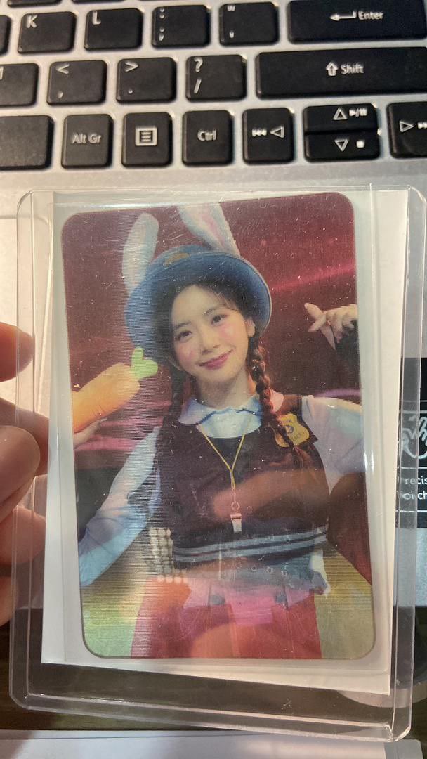 ktothehang's tweet photo. WTS JIU DYSTOPIA SEVEN SPIRITS LENTICULAR CARD

QYOP no lowball

Postage RM8 WM depending on postcode for EM

📌 On Hand

#pasardreamcatcher @pasardeukae https://t.co/WH3VYo8FqF