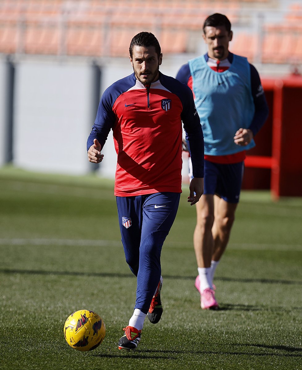 Atleti's tweet photo. ¡Listos para enfrentarnos al Real Madrid! 💪 https://t.co/Hs0YYAoLZa