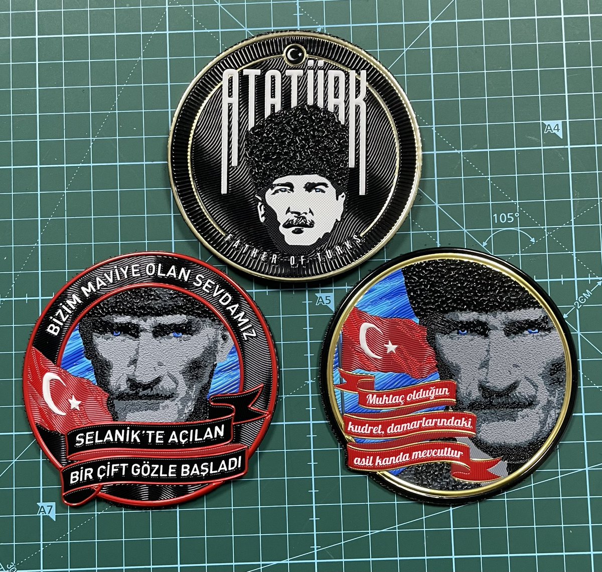 logoflextr's tweet photo. Çekiliş Zamanı… 📣🎉😍🎁

Tam 5 kişiye birbirinden güzel 3 Atatürk peçinden seçtiği birini hediye ediyoruz.
Ayrıca satın almak isterseniz https://t.co/an29CIKpRS websitemizden alabilirsiniz.

⭐️Çekiliş Şartları Çok Basit

✅ Bu hesabı takip Et

✅Gönderiyi Beğen, RT ve FAV yap

��Yoruma 1arkadaşını etiketle

Daha çok paylaş daha çok şansın olsun!

Çekiliş Tarihi: 500 RT olduğunda çekiliş düzenlenecektir. Hediye ürün ücretsiz kargo ile gönderilecektir.
