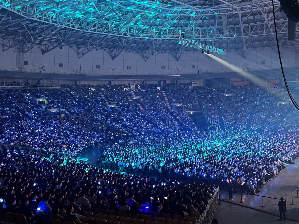 OfficialC9ent's tweet photo. [#윤하]
2024 윤하 20주년 기념 콘서트 <스물> DAY 1🎸

#윤하 #YOUNHA #혜성은_지지않는다🌠 #윤하_홀릭스💓 #윤하데뷔20주년 #YOUNHA20thDebutAnniversary #윤하20주년기념콘서트 #스물 https://t.co/6SLGaXprNh