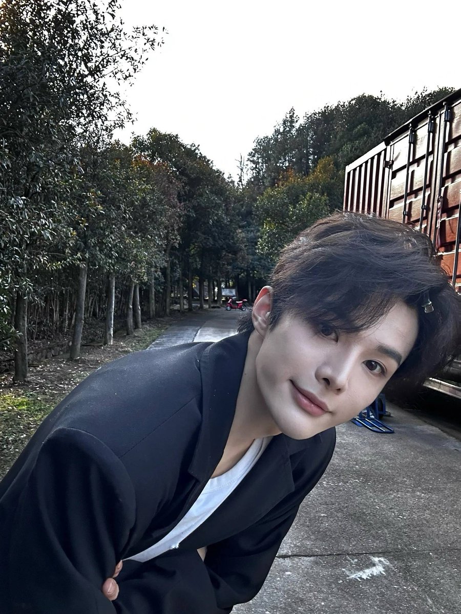 dedearchive's tweet photo. #천지안위 #陈建宇 #ChenJianyu 
240202 dede xhs update
"New year's work" https://t.co/smquXat4Lf