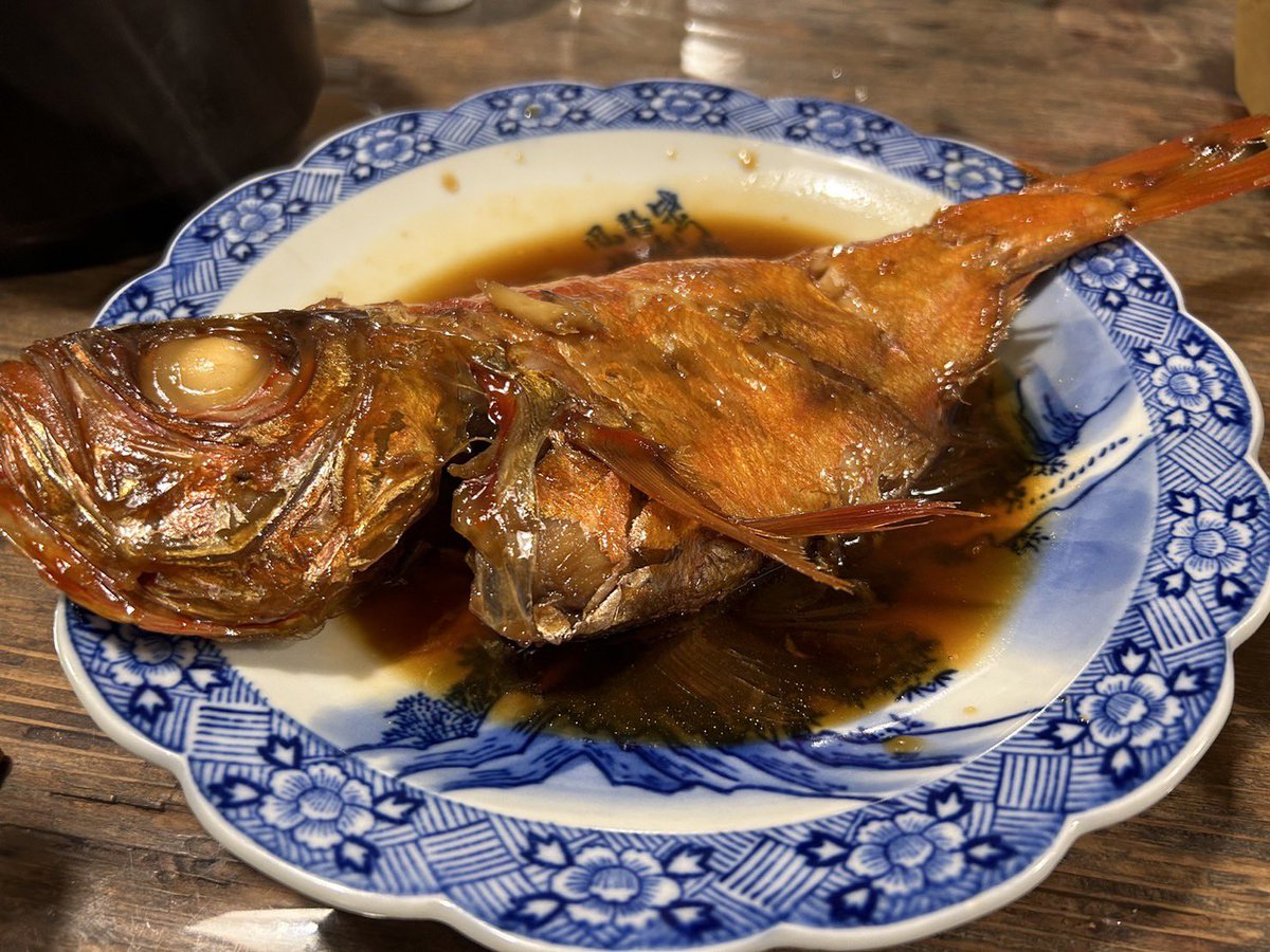 Ivi2U4's tweet photo. 今週末はのんびり県内旅行〜！旅館のご飯うますぎた…🤤 https://t.co/fQIukTusH3