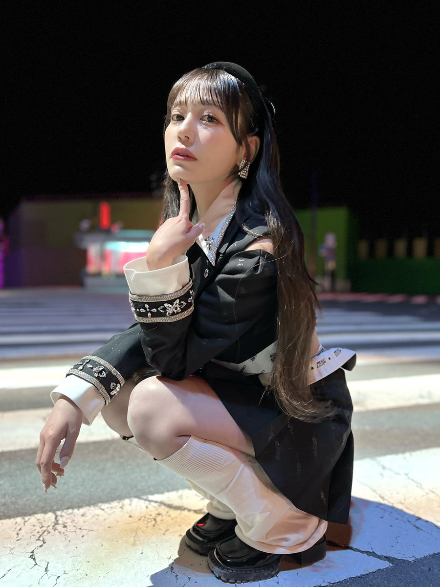 16th single 『呪って呪って』 MVが公開されました🖤💀 さいっっこうに