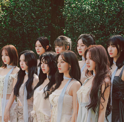 WORLDMUSICAWARD's tweet photo. #TWICE's new hit 'I Got You' has debuted at #130 on Global Spotify with 1.481 MILLION streams, becoming the 1st and only K-Pop song released in 2024 to debut on the chart! 💪🆕💥1⃣3⃣0⃣🌎🎧🥇🇰🇷🎶💥2⃣0⃣2⃣4⃣📈🔥👑👑👑👑👑👑👑👑👑🤍

#IGOTYOU 
@JYPETWICE https://t.co/mH7443Ilil