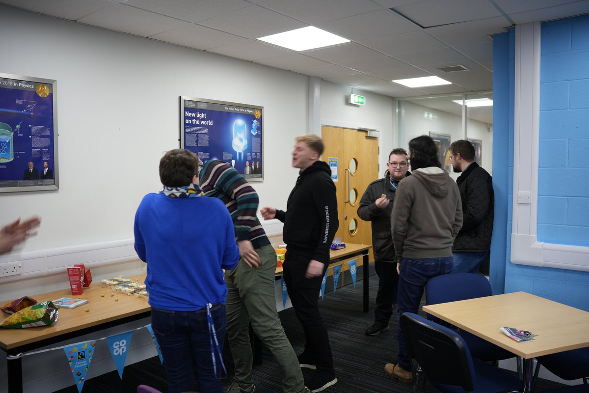 Huge thanks to those who came along and supported #TimeToTalkDay 2024!
<a href="/PhysicsStrath/">Physics, University of Strathclyde</a>
And many more people filtering through throughout the day 👍🏻
@fionaherriot
