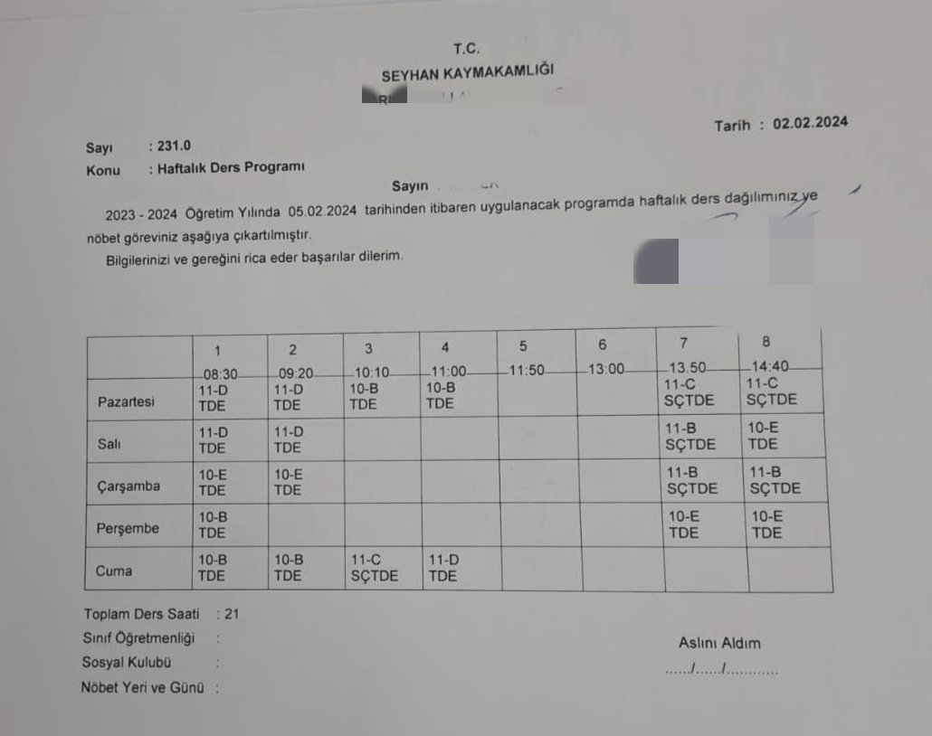 ozdemirtalip33's tweet photo. Bir okul düşünün!!
Okul idaresi, bu şekil bir program ile öğretmenin yeni dönemde derslerde verimli olmasını bekliyor. Bu tam anlamıyla bir mobingtir. Ders programını silah olarak kullanan bu kişi hakkında gereken yapılmalıdır.
@HurEgitimSen
@HurSen01
@TCAdanaValiligi 
@AdanaMem https://t.co/8sqAefPY8j