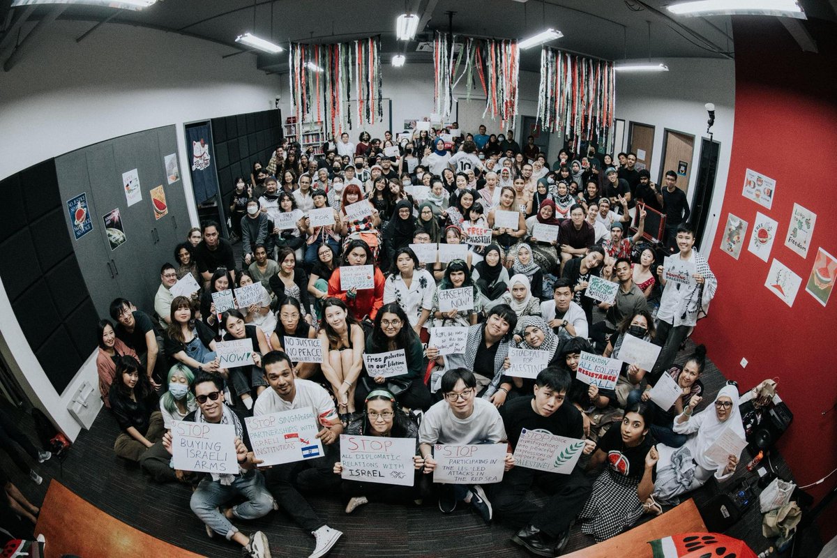 buat merdeka tweet media