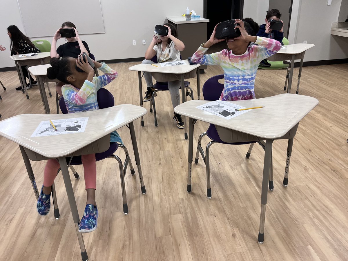 BrevardEdTech's tweet image. The 3rd gradeEd at Viera Elementary School took a VR trip to visit different landmarks (natural &amp;amp; man-made) in the different US regions. Mrs. Olds, Mrs. Carpenter, Mrs. Cuevas, Mrs. Garcia, Ms. Leslie, Mrs. Lopp, &amp;amp; Mrs. Murray’s classes had a blast! #brevardpublicschools