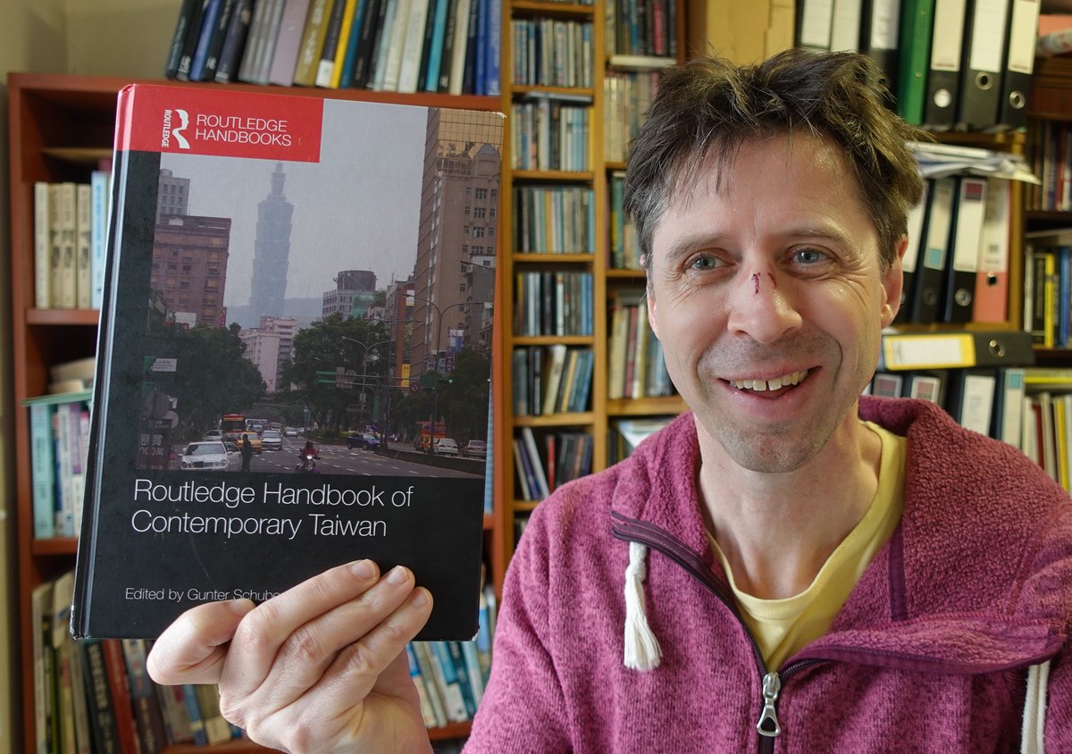 DafyddFell's tweet photo. I've been working on revising and updating my chapter on parties and party systems for the 2nd ed Handbook of Contemporary Taiwan. The 1st ed was written before 2016 elections, so there a lot to update and needed to leave the chapter word count unchanged. So much painful cutting. https://t.co/JWFzl3yCBe
