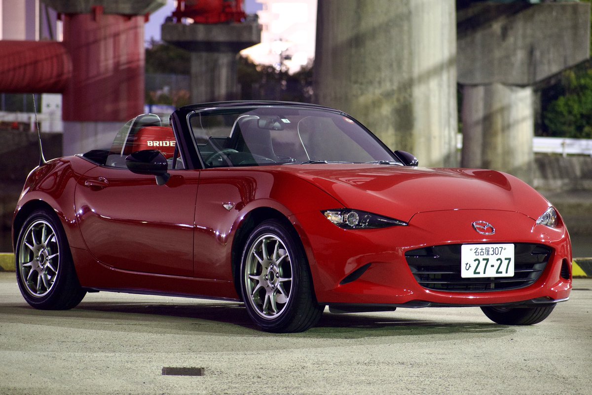 200000nd's tweet photo. 突然ではありますが、NDロードスター納車しました！

クラシックレッドのNR-A！！！

NB買う前から欲しかったND
167台限定カラーということで大切に乗っていきたいと思います！ https://t.co/p10utRV8Un