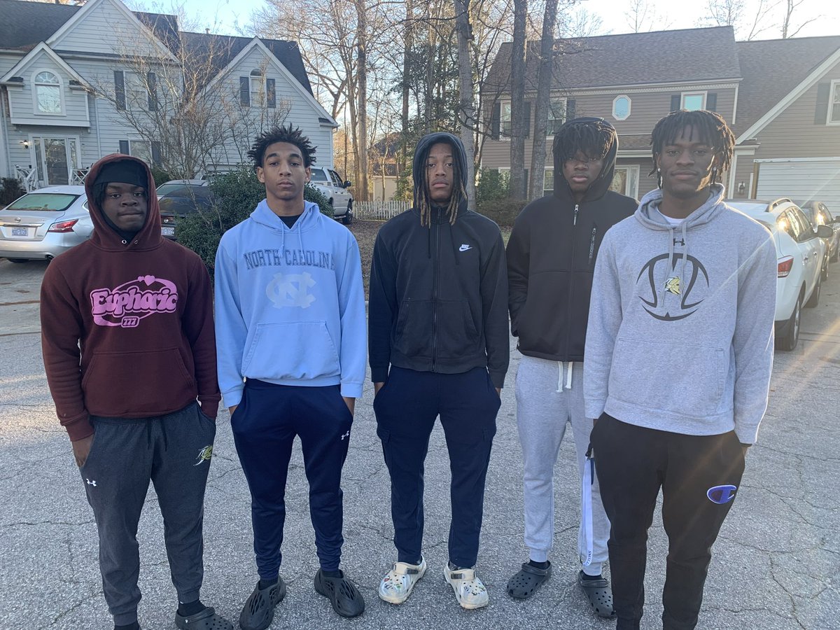 Rise and shine…knights helping the elderly unpack boxes to move into a new home #uKnighted