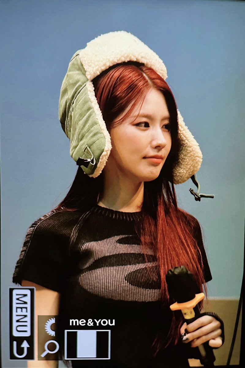 37_zip_'s tweet photo. 230203 사웨팬싸

조면 대박 아름다움 💖👊🏻🐰

#여자아이들 #아이들 #GIDLE #미연 #MIYEON https://t.co/Hm9vvjHUdH