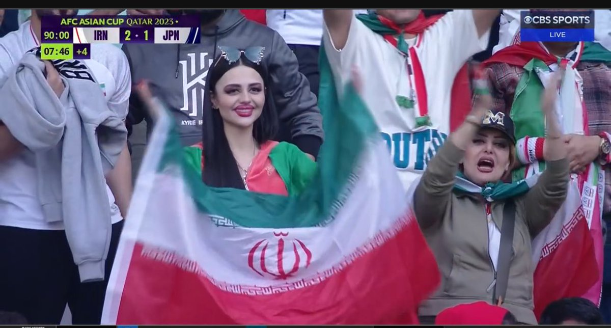 بازی تیم ملی رو اگه از شبکه سه  نگاه کنی انگار تماشاگرارو از نماز جمعه آوردن! حکومت همه چیزو به اسم خودش ضبط میکنه! 
#تیم_ملی
#Afc
#فوتبال 
#ایران