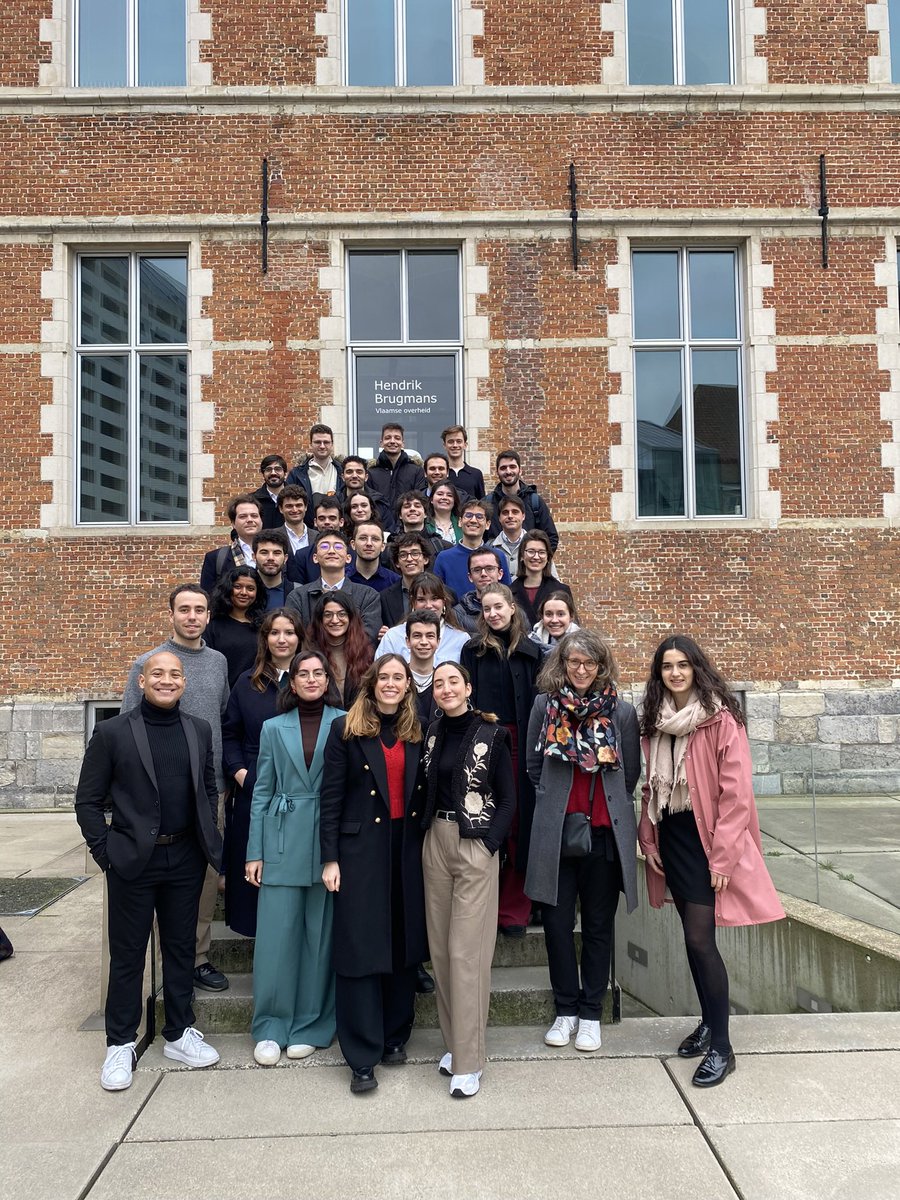 pauline_thinus's tweet photo. 💼 Back to my alma mater!

Kick-off of the student-led activity between @CoE_POL &amp; @IEE_Bruxelles, consisting in writing policy recommendations for the future of the EU🇪🇺

As a former POL assistant &amp; IEE PhD researcher, I am glad to coordinate this activity for the 4th year 🙏 https://t.co/bweAMpqeqn