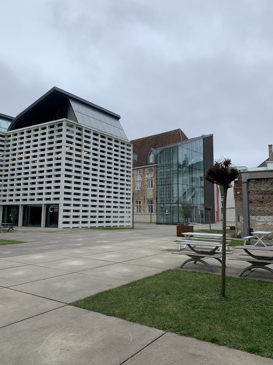 pauline_thinus's tweet photo. 💼 Back to my alma mater!

Kick-off of the student-led activity between @CoE_POL &amp; @IEE_Bruxelles, consisting in writing policy recommendations for the future of the EU🇪🇺

As a former POL assistant &amp; IEE PhD researcher, I am glad to coordinate this activity for the 4th year 🙏 https://t.co/bweAMpqeqn