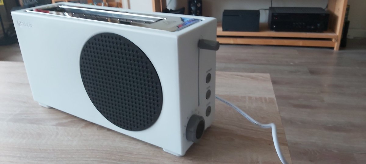 RemyAMS's tweet photo. 😁👌👌👌
#xboxtoaster #XboxSeriesS https://t.co/2cxv5INDN3
