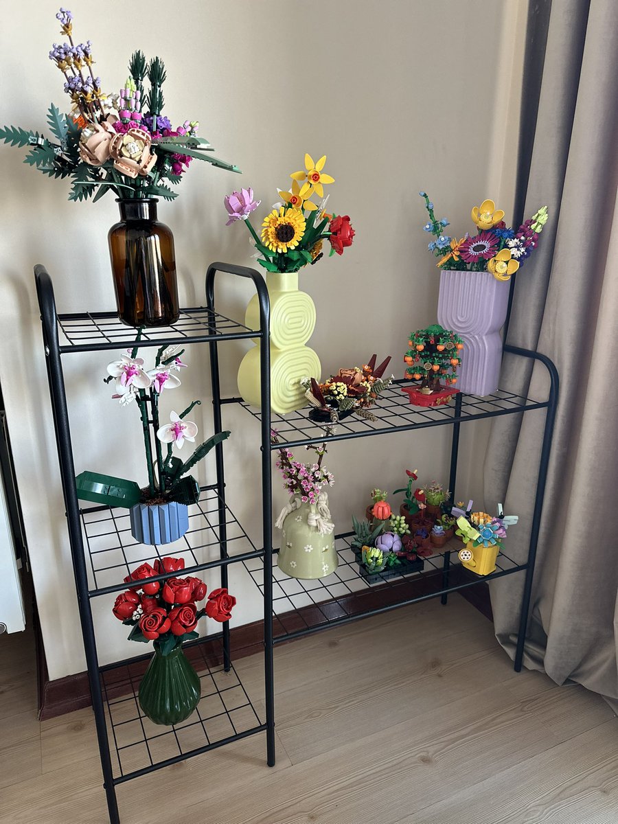 dilokoli's tweet image. Çiçek legolar o kadar güzeller ki farkında olmadan koleksiyoner oldum🥲