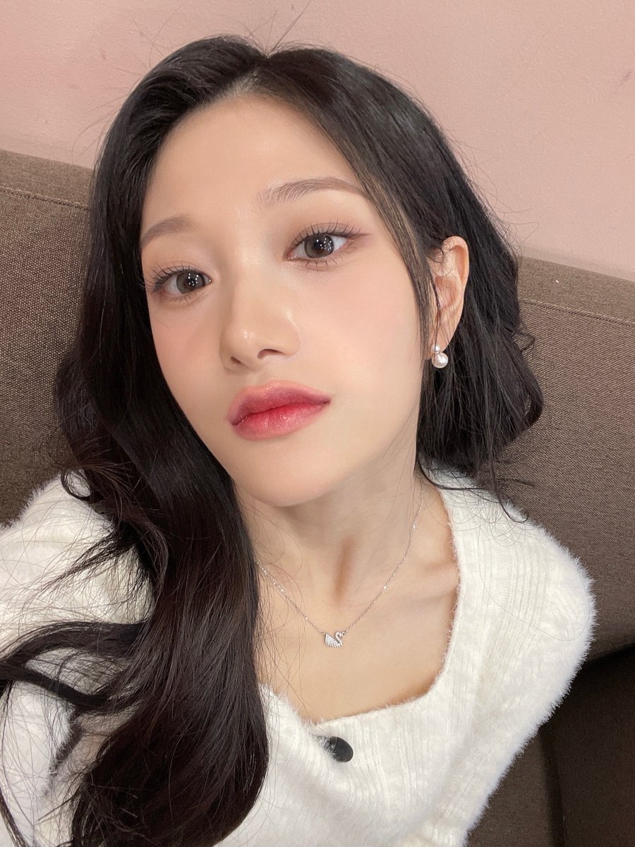 wasyve's tweet image. 사랑만 주고싶음