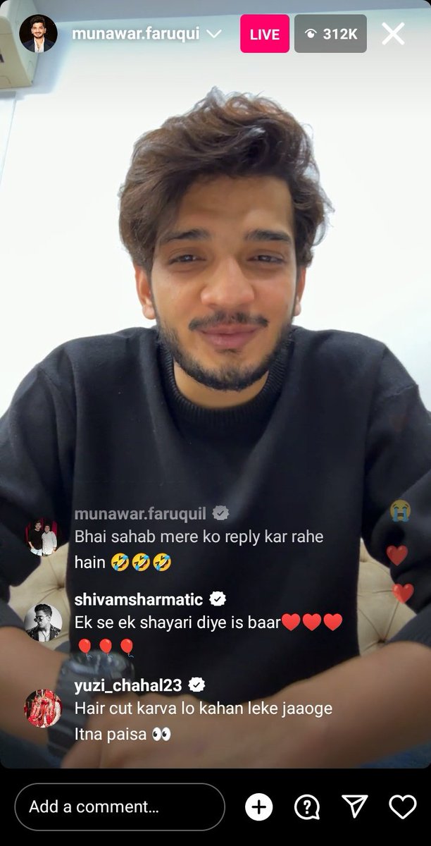 Brosena_'s tweet photo. Yeh suar to #AbhishekMalhan ka bhi record break nhi kar saka.
Or is Suar ki janta #ElvishYadav ka record break karne ki soch rahe the.
Bots bhi kaam nhi aaye 

#MunawarFaruqui 🐖🐖🐖

#ElvishArmy #Biggboss17 #Biggboss #PandaGang #ManishaRani #AbhishekKumar𓃵 
#Abhisha #Abhiya https://t.co/2dKtuokkhO