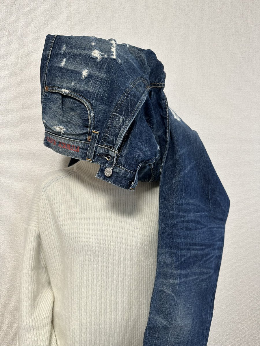 fmb_hero's tweet photo. 加藤さん〜😇

FCプレゼント届きましたよー👖

そして、我慢できず、妻が被りました〜🤣🤣

#カトちゃんねる https://t.co/7dvPIHhcxK