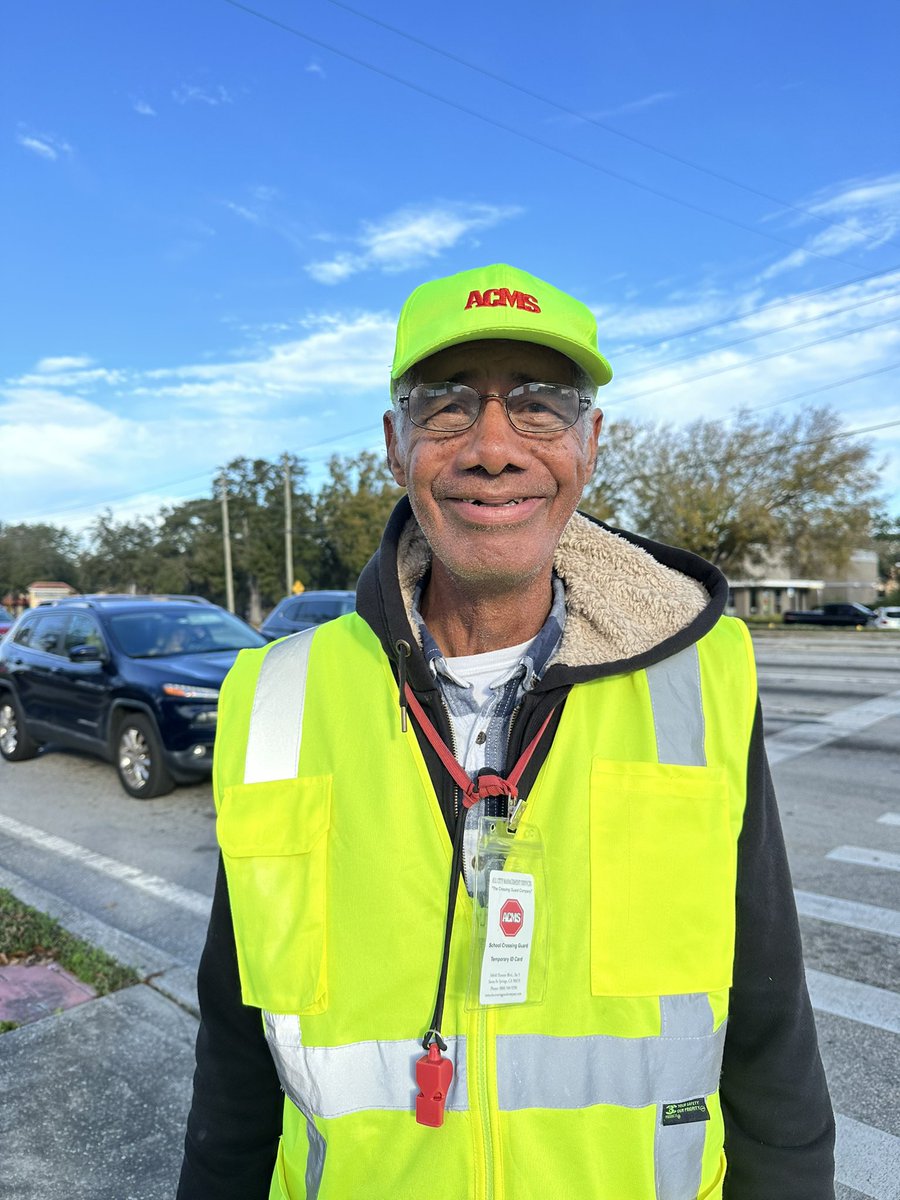 CitrusElem_OCPS's tweet image. Thank you to our crossing guards who show up every day to help our students safely cross the road. If you see them around town be sure to thank them! #nationalschoolcrossingguardday #ocps #HIVEPRIDE @rmccloe @DrRahim_Jones