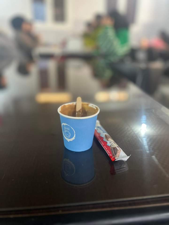 Is__x0's tweet photo. - مع الوقت ح تتعـودو تستغـنوا ؏ اي حـد كنتوا حاسبينـه مهم .💛 https://t.co/B6tG73BBAq