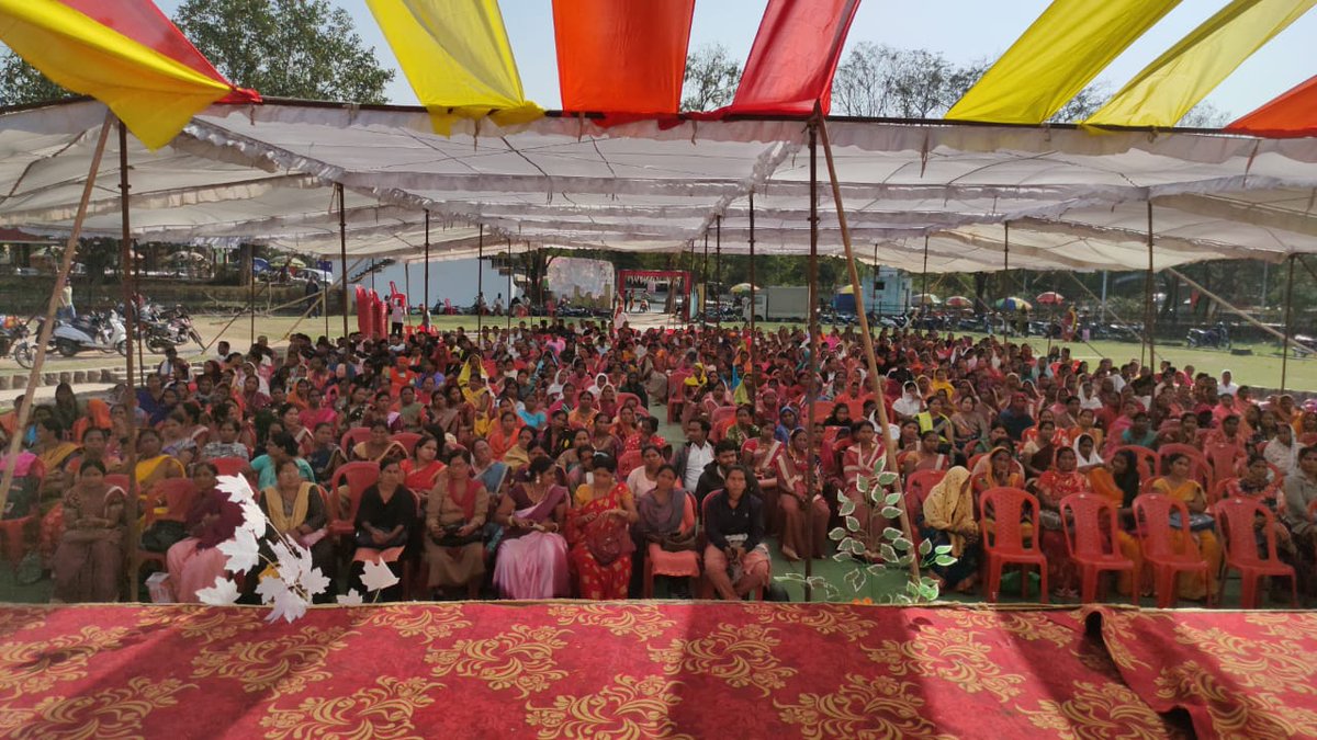 आज के सफल कार्यक्रम के लिए कोरबा जिला टीम और प्रदेश टीम को बहुत-बहुत बधाई एवं शुभकामनाएं।
माननीय कैबिनेट मंत्री लखन लाल देवांगन जी आपका बहुत-बहुत धन्यवाद।
माननीय मंत्री जी से हमें जो आश्वासन मिला है उम्मीद है जल्द ही पूरा होगा।
<a href="/LakhanLalDewan1/">लखन लाल देवांगन</a> 
<a href="/vishnudsai/">Vishnu Deo Sai</a>