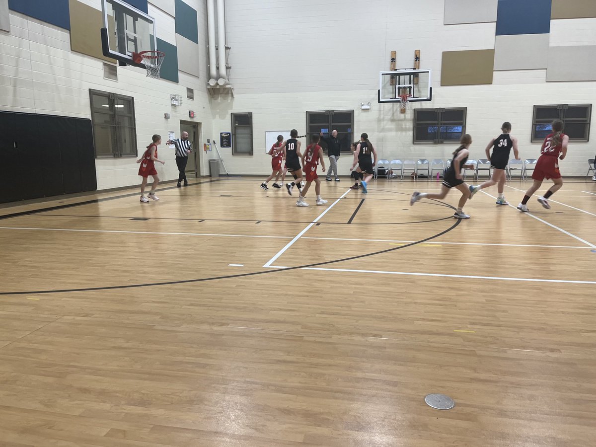 GbbFort's tweet photo. Fun to start Saturday morning with some FCYSO hoops!!
#ATTACK
#STFG https://t.co/LvHWTV1mS9