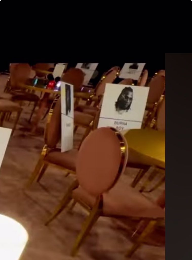 Davido will be sitting 🪑 very close to Burna Boy at the #GRAMMYs    tomorrow.