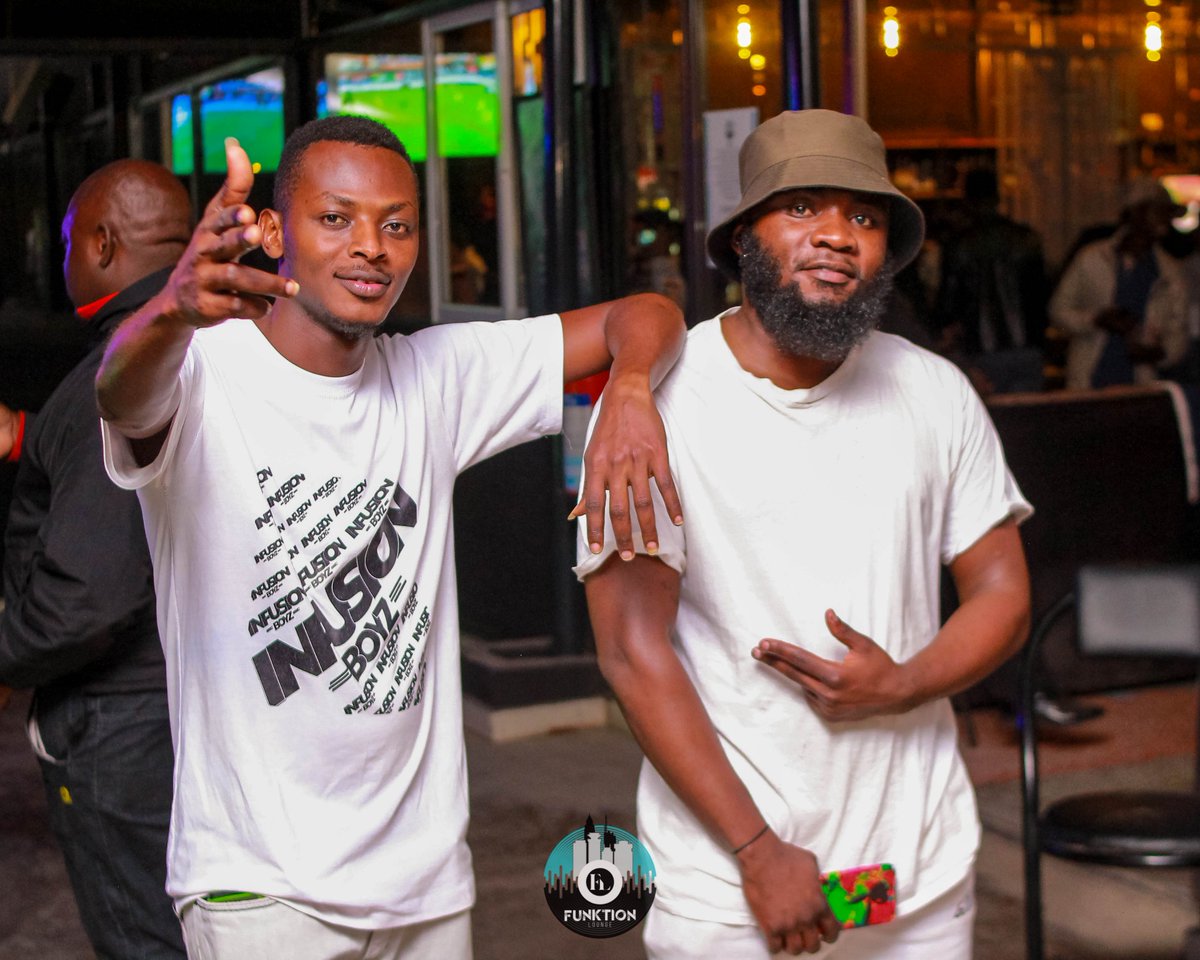 Rowlinxthedj tweet media