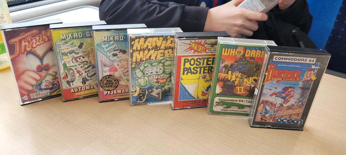 CheekyC64Gamer's tweet photo. Heading back from @TheVGMarket in Leeds. Here is todays lovely little haul - bagged some classics here 😇🕹👌
#c64 #comodore #retro #nostalgia https://t.co/5vHQjxko6q