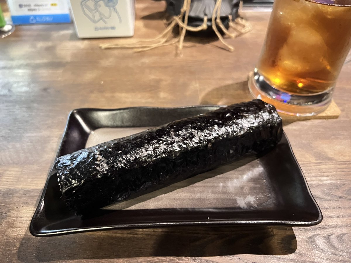 883796753t's tweet image. BERが作る、恵方巻き！
美味すぎた！！ちゃんと無言で食べた😑

#OVERLAP