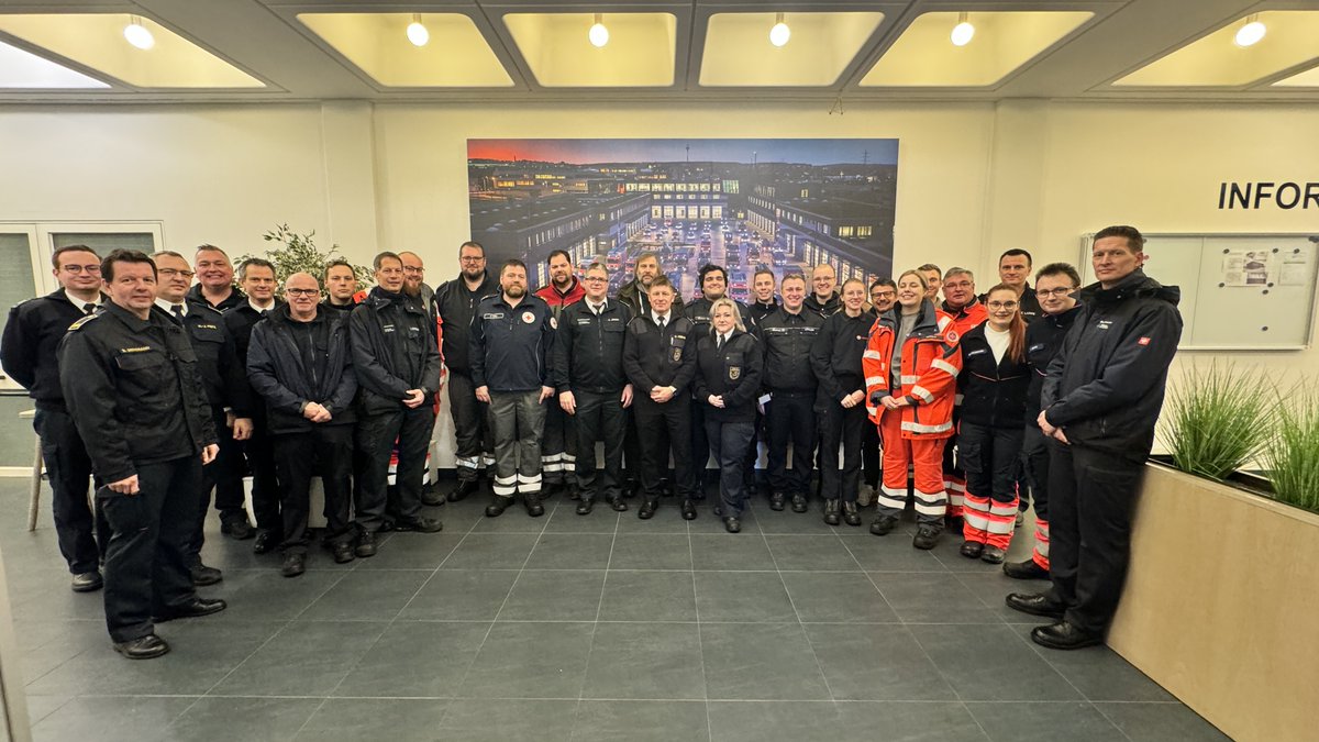 Feuerwehr Mülheim an der Ruhr tweet media