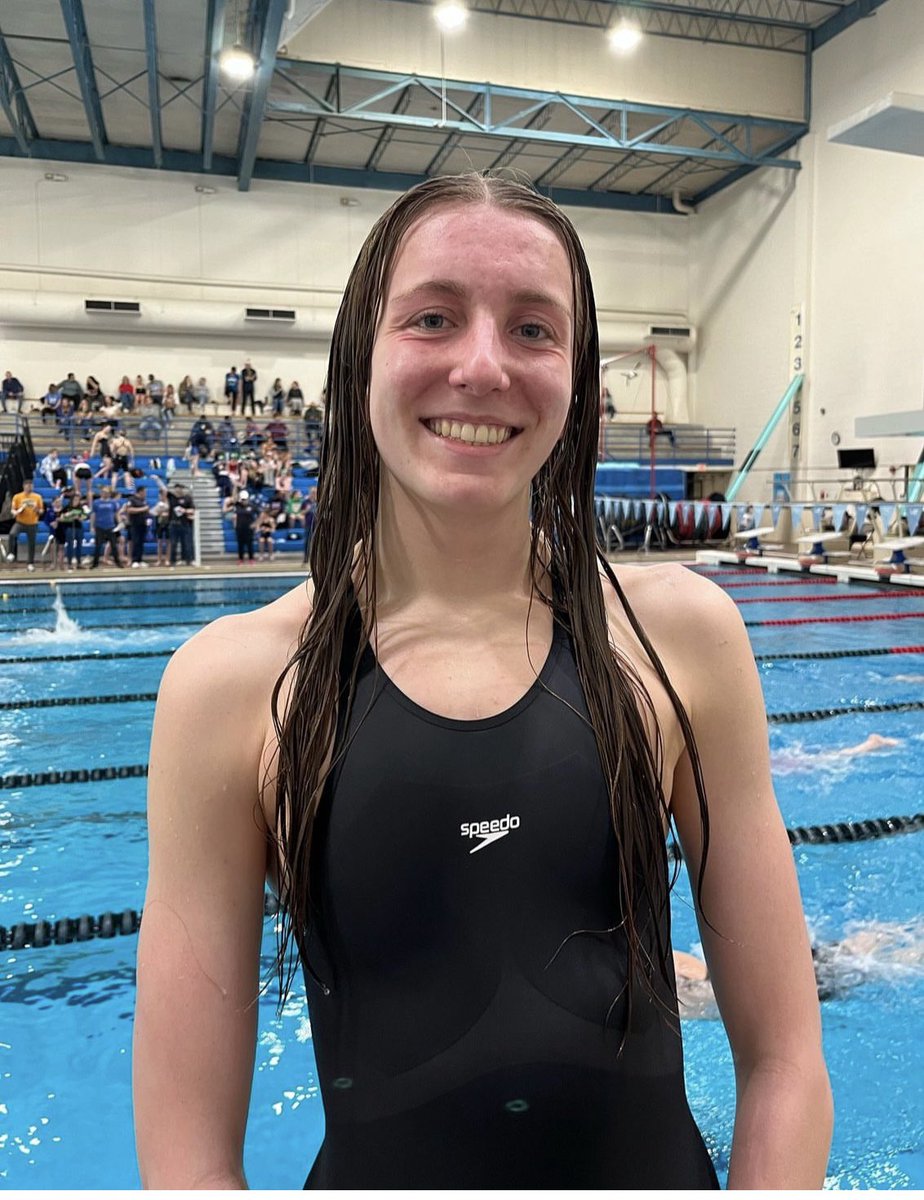 Big congrats to Junior, team manager Avery Luedke for setting a new MN State Record this weekend in the 1000 Free with a time of 9:54.16.  She crushed the old record by over 3.5 seconds!!!  Way to go Avery!!🔥🔥🔥