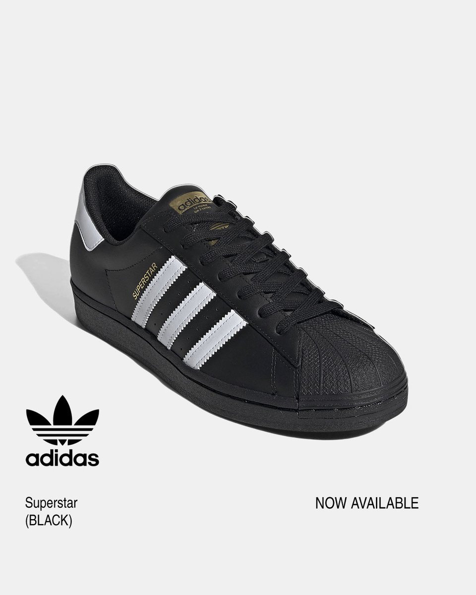 The <a href="/adidasoriginals/">adidas Originals</a> Superstar - built for basketball, adopted by hip hop and skate, the classic leather Superstar changed the game the moment it stepped off the court. 

The serrated 3-Stripes mark, iconic shell style toe, and box logo makes this one of the true Originals.