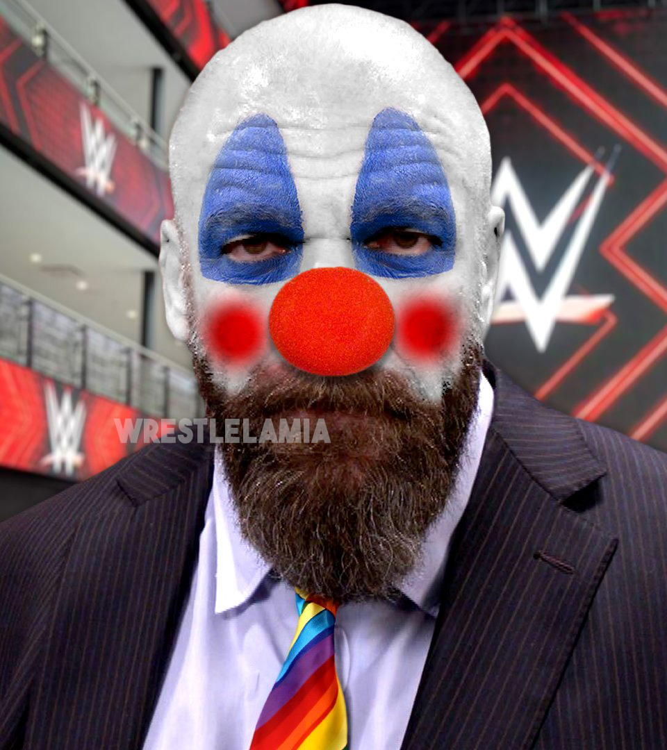 wrestlelamia's tweet photo. HHH looking at the timeline today😭 https://t.co/eUSsoFOLqN
