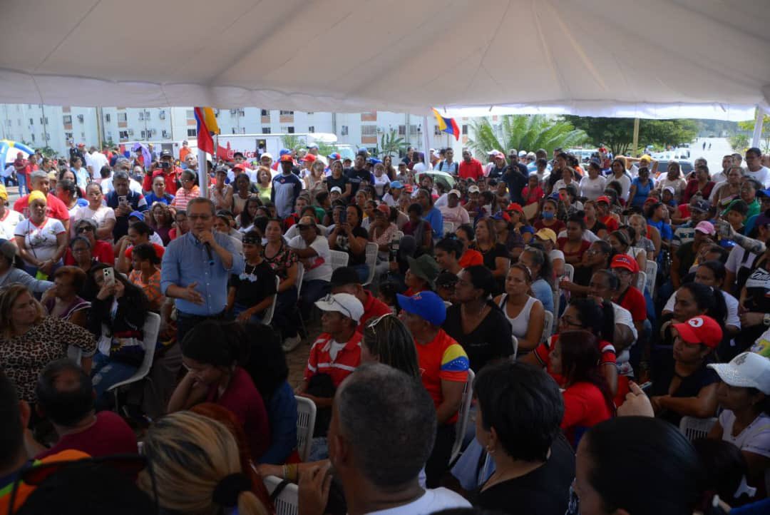 Nos fuimos a Ciudadela Hugo Chávez a celebrar los 25 años de la Revolución Bolivariana, en un acto donde el pueblo fue el principal protagonista, Celebramos cada uno de los logros sociales, económicos y políticos que han fortalecido la democracia, la soberanía y la Patria..!