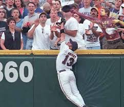 CountdownLSU's tweet photo. One of the Top Plays of All-Time at The #CWS by our very own, @raywright_nc checking in on #JerseyCountdown with 1️⃣3️⃣-Days until Baseball At The Box for @LSUbaseball #GeauxTigers #LSU https://t.co/HaYAQ2hqPf