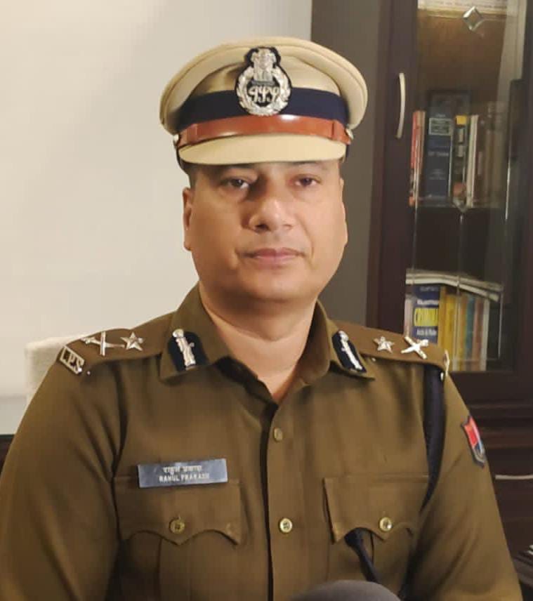 श्री राहुल प्रकाश, महानिरीक्षक पुलिस ने महानिरीक्षक पुलिस रेंज भरतपुर का पदभार ग्रहण किया l