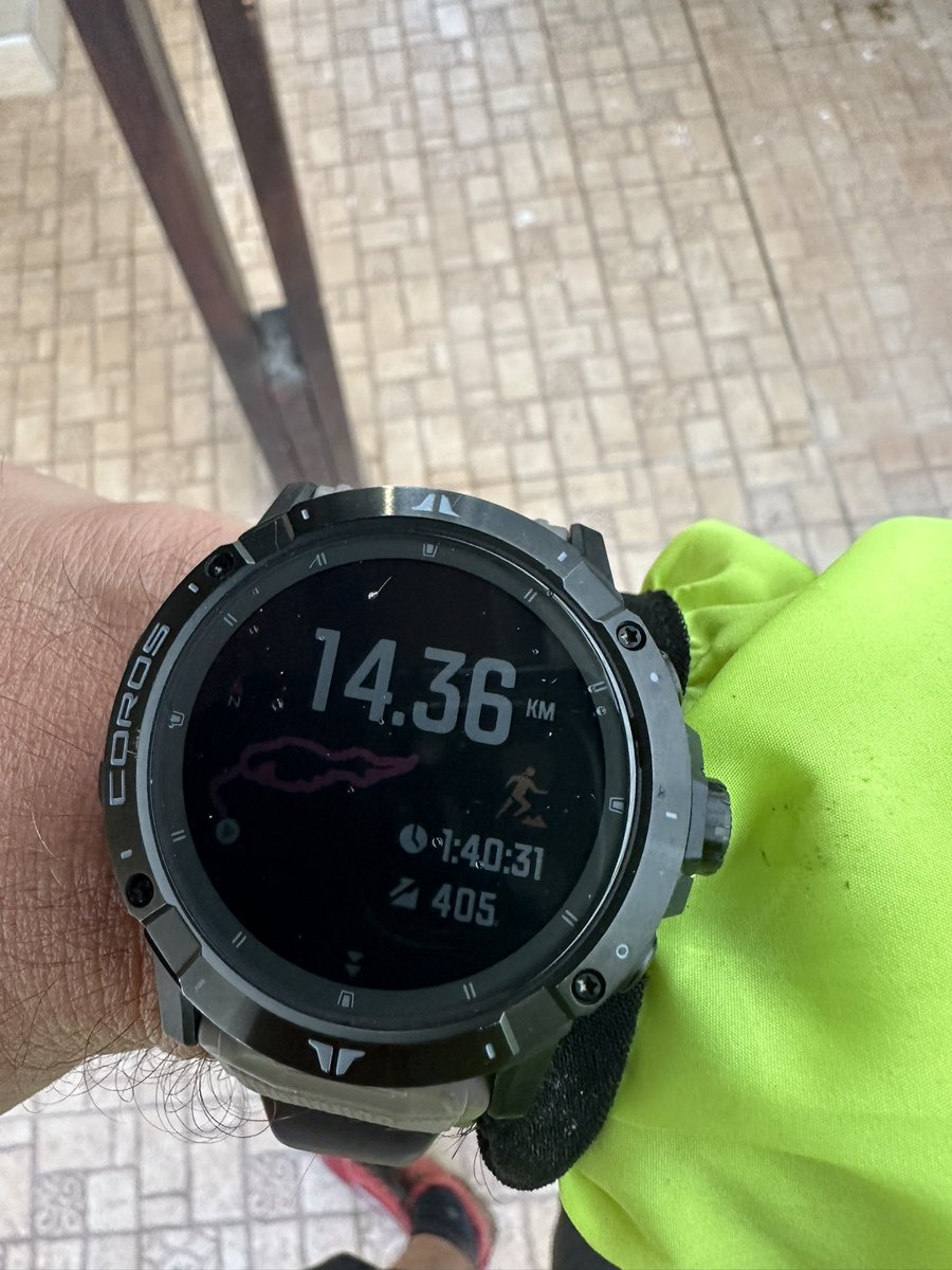 israuor's tweet photo. Und weils so schön ist. 

#running #laufen #corosrunning https://t.co/Pg9HkYWJqQ