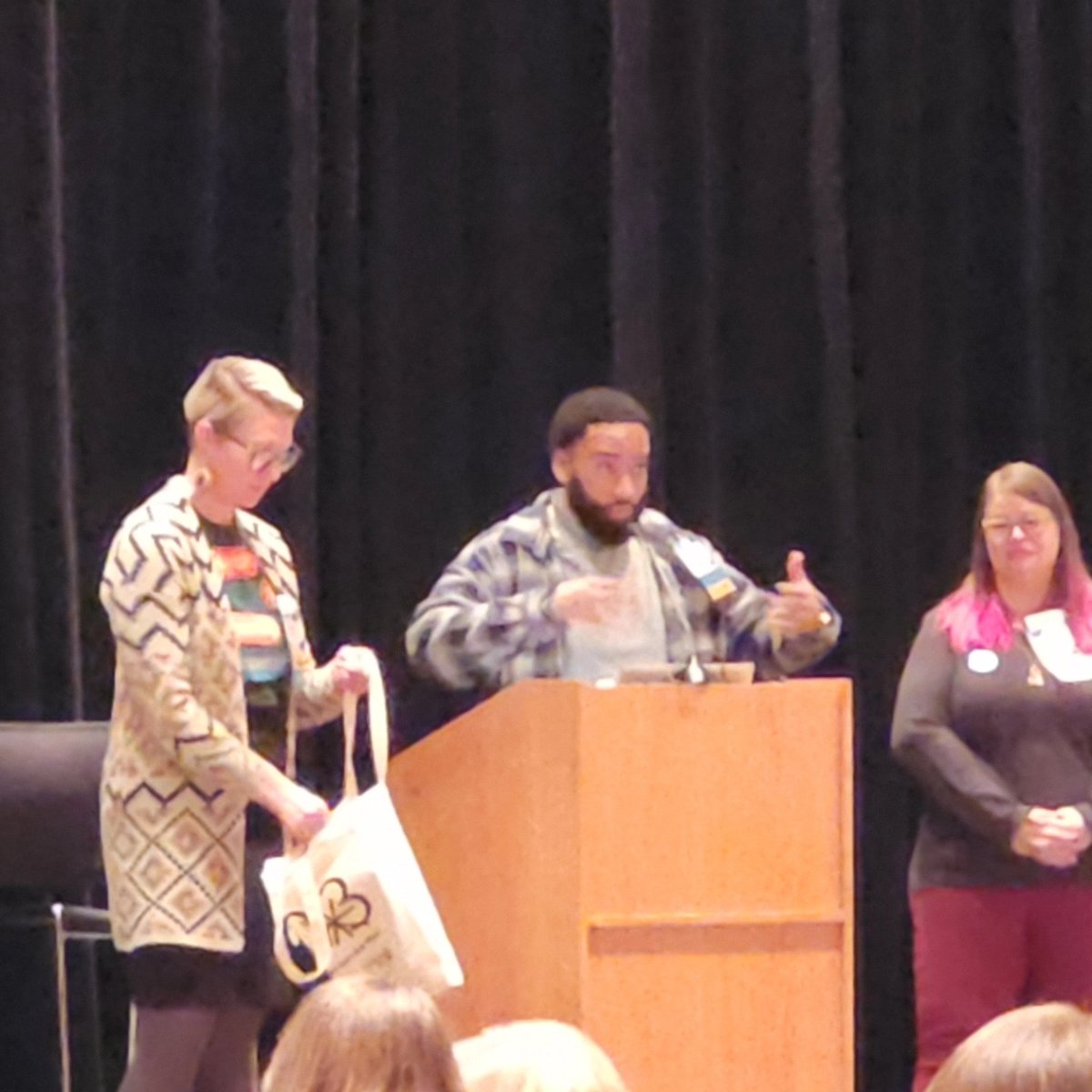 AmyRamaker's tweet photo. Good Morning, ready for an inspiring at MNAEYC!#MNAEYC2024 #startearlyfunders #gtcuw #80x3 #EdEquity #AllinforKids https://t.co/SHSL7YT5tD