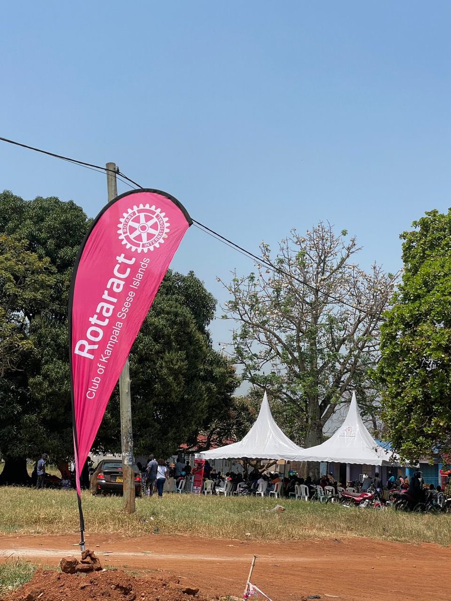 RctKlaSsese1's tweet photo. 🎊Sickle Cells Project 💫

Today we created hope in APAC district through our sickle Cells Awareness and screening project.

Of the 343 people who tested, 183 (53%)were carriers and 160 (47%)were normal.

40 families with warriors of the disease were educated on healthy living. https://t.co/4BGQQgiGgU
