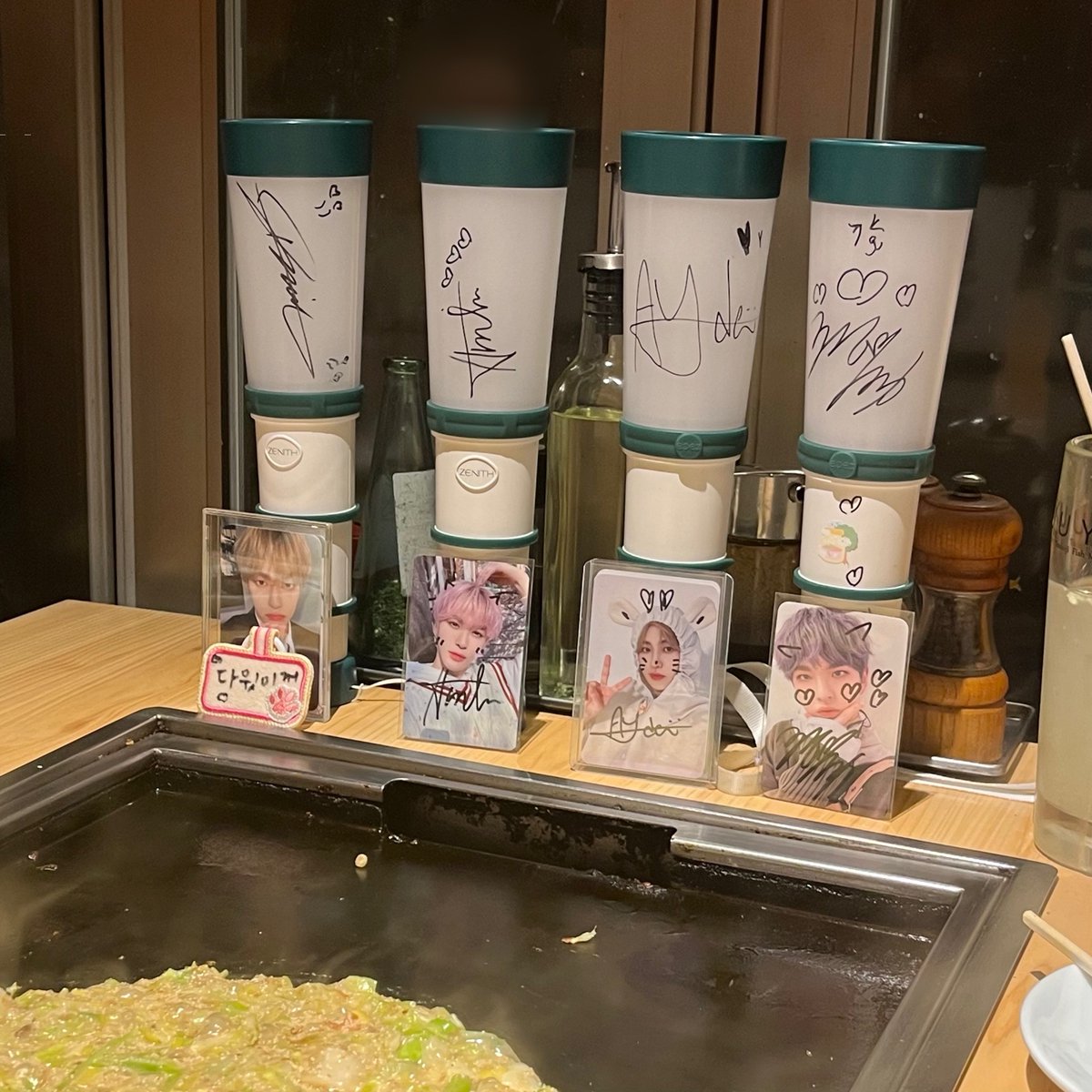 댠 tweet media