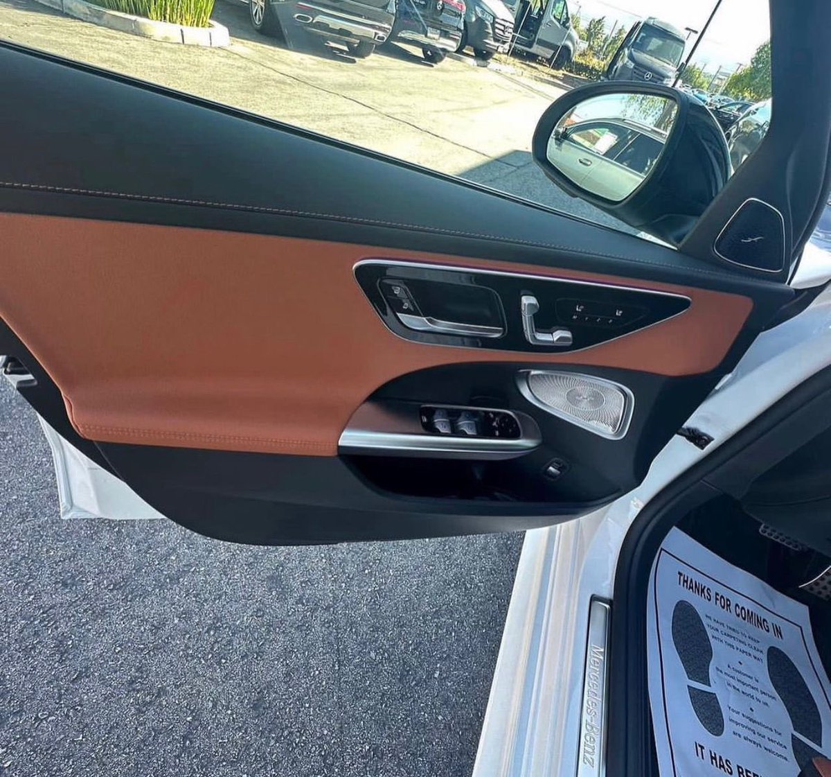 _awol6's tweet photo. Just got myself a new car all thanks to my coach y’all really need to try this platform follow her instagram called @trade_with_sarah_mager don’t miss out https://t.co/qpOwLnojlI