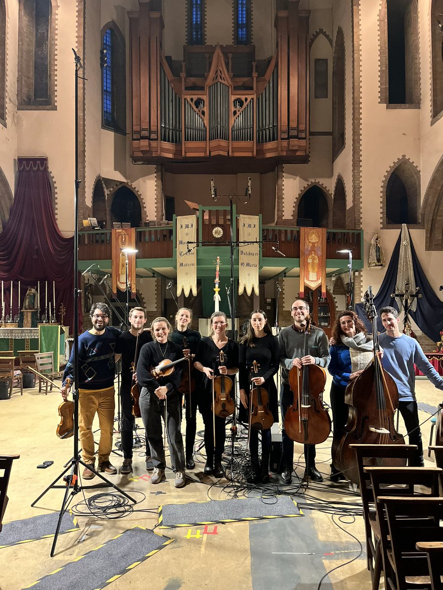 And it’s a wrap!! Brilliant few days recording music by @Dobrinka_T #OsvaldoGolijov #OlliMustonen and #Stravinsky Many thanks to our partners in crime #MatthewBennett #DaveRowell and @BIS_records - can’t believe this is our 5th album together!! 🥂 #strings #classical #record
