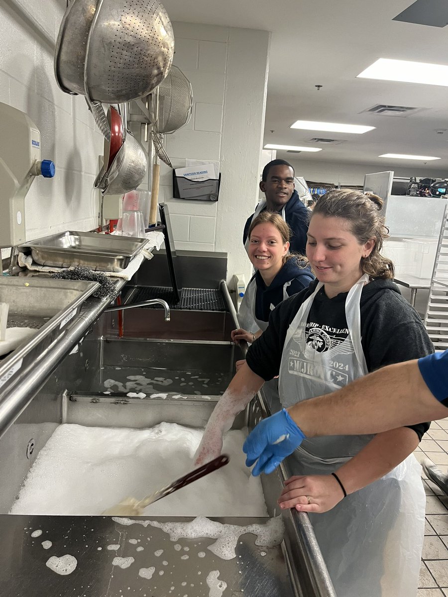 HHSMCJROTC's tweet photo. Cadets &amp; family volunteering this morning at the Texas School for the Deaf’s annual Pancake Breakfast Fundraiser! @HawkNationHHS @pfisd @AmericanLegion https://t.co/RuYnvT6CGn