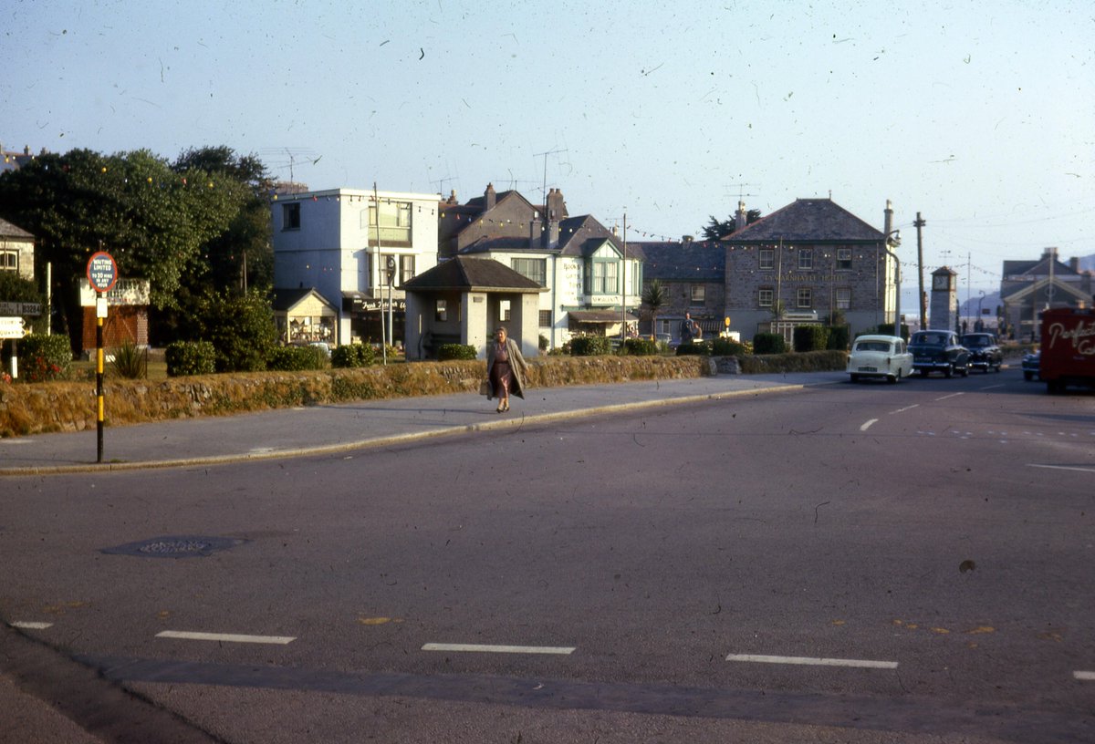 For this week's #ThrowbackThursday  a great image of Boscawen Road, Perranporth in 1964. Lots of familiar buildings and slightly less traffic. #rememberwhen #localhistory #perranporth #perranzabuloe @tywarnhayleinn