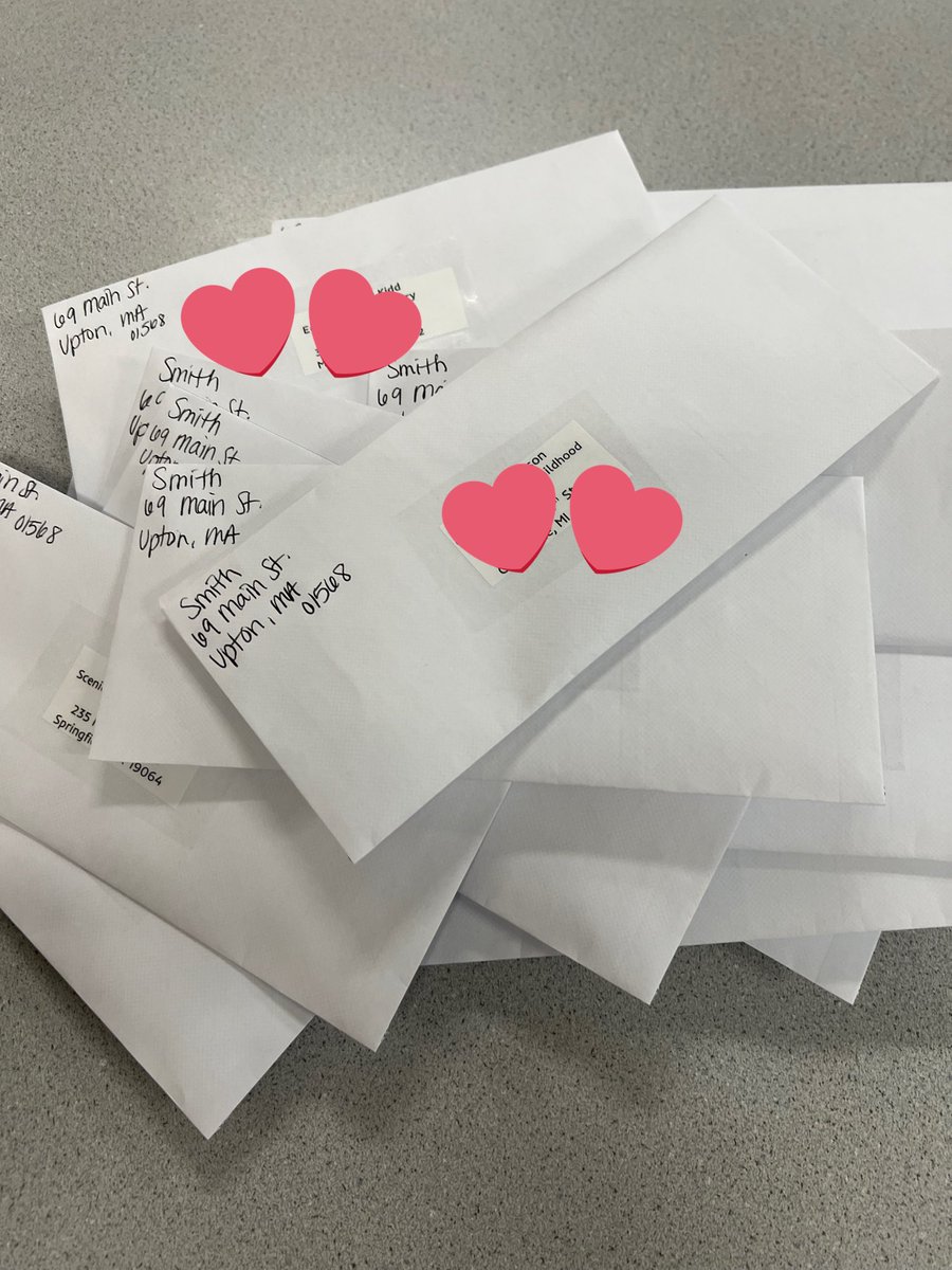 msmith_mursd's tweet photo. The Valentine Exchange has been a rewarding geographical and social lesson in #room206. We have shared valentines and a letter about us to 24 other schools. We are loving reading about other communities in our country and mapping them. ❤️🇺🇸💌
#MursdThrives #MemUpton https://t.co/uHkWvLEzDb