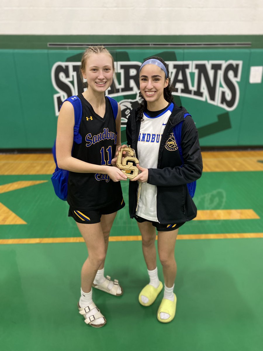 CSEaglesHoops's tweet photo. Eagles 60
Oak Lawn 46

Eagles used well balanced attack w/ solid defense to beat Spartans.

Zoe Trunk (@ZoeTrunk19) led all scorers w/ 14

Olivia Trunk (@oliviatrunk) P.o.G. got us going early w/ 12

Noor Ali (@thenoorali) P.o.G. big shots to start game w/ 10

Improve to 17-12! https://t.co/YYAhAZbCWr