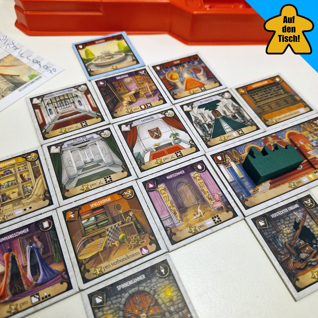 aufdentisch1's tweet photo. Bayovarischer Pomp &amp; Größenwahn in einem tollen Spiel - das ist #ZwischenZweiSchlössern. Es spielt sich wie das großartige #BetweenTwoCities, hat aber das Thema von #CastlesOfMadKingLudwig übernommen und... [1/2]
#aufdentisch #brettspiele #brettspiel #boardgames @FeuerlandSpiele https://t.co/jhgUxLiBBS